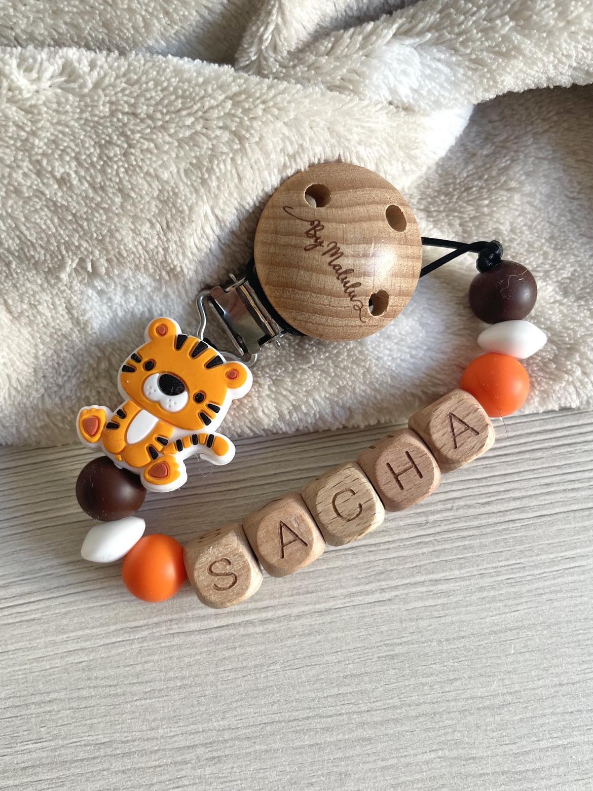 Attache tétine Tigre